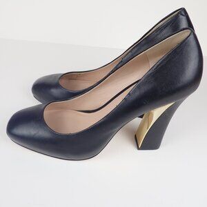 Karl Lagerfeld Paris Womens 9M EU 40B CLARI Black Leather Pumps Gold Heels